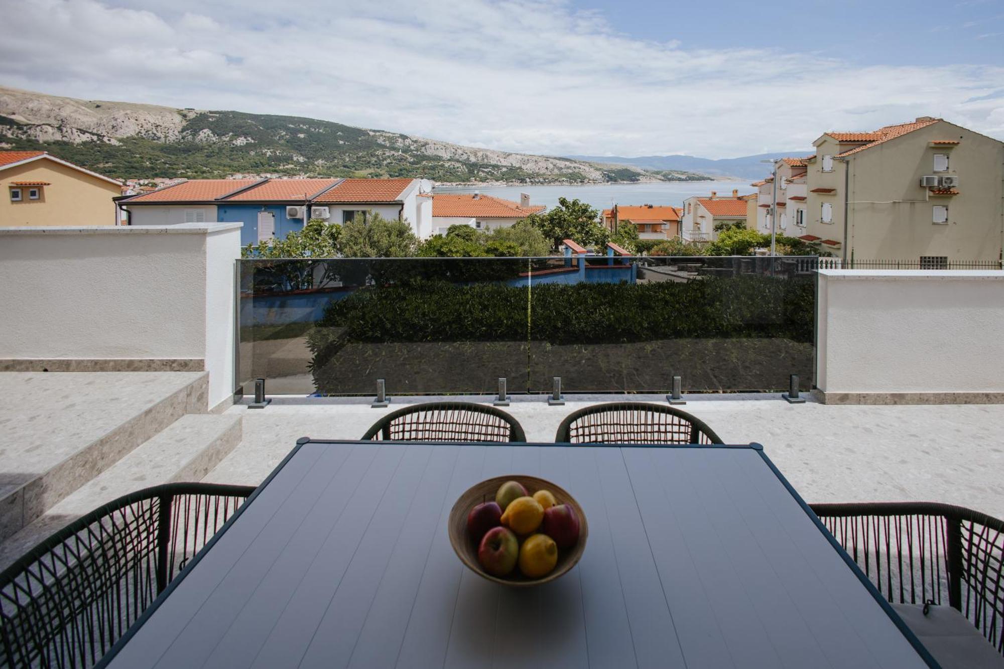 Villa Zlata - Holiday House Baška Exteriör bild